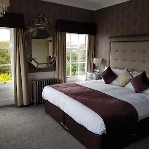 Hotel The Crescent ***